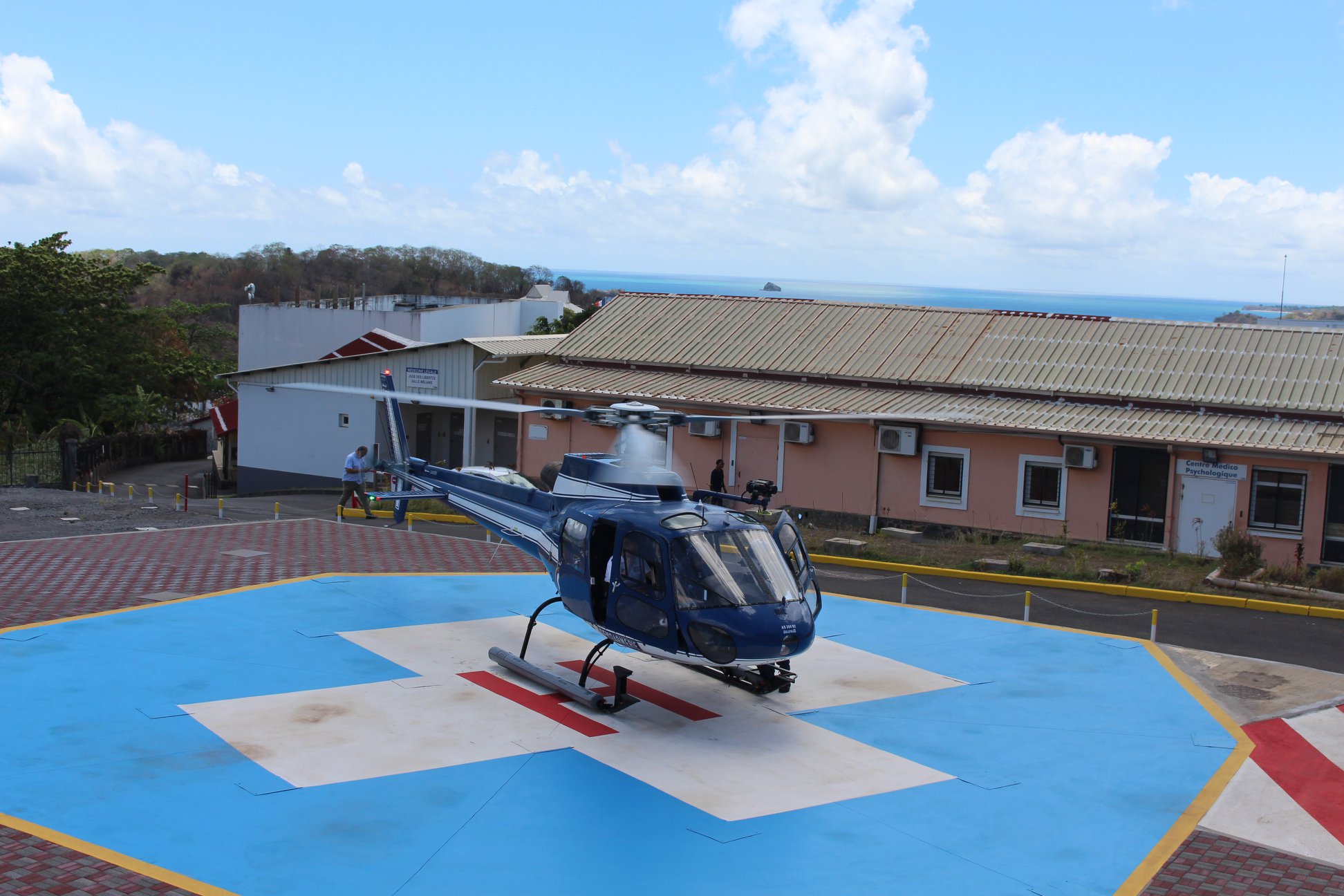 Santé à Mayotte: Une hélisurface inaugurée au centre hospitalier de Mayotte