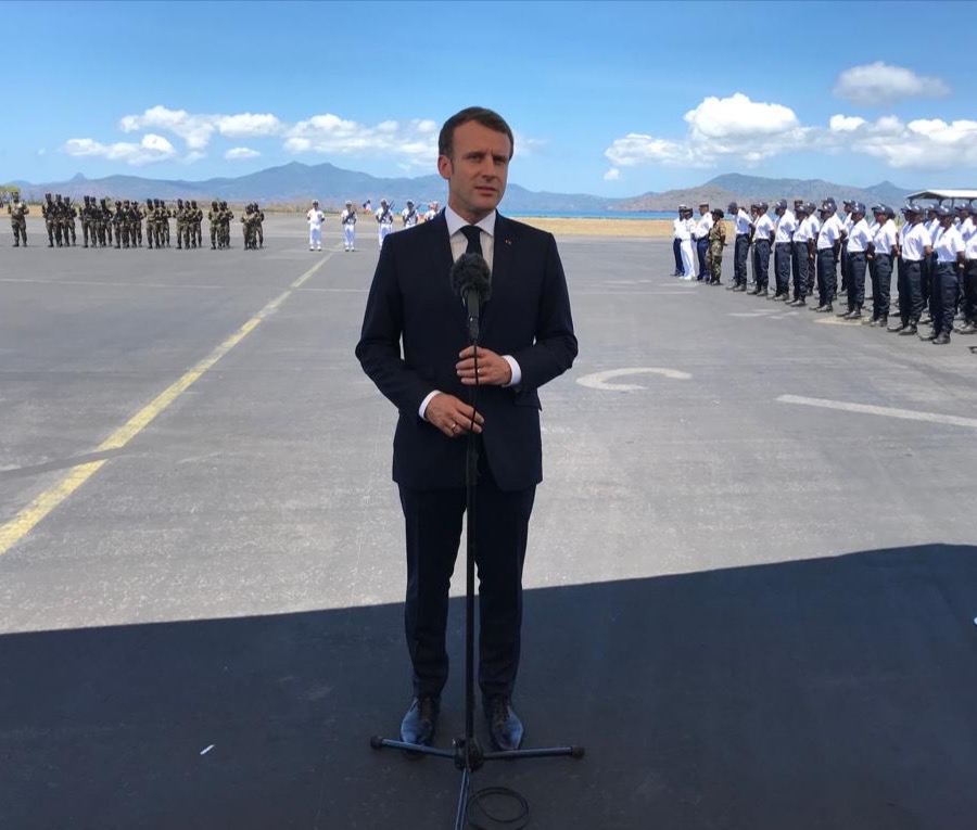 Emmanuel Macron dans l’Océan Indien : À Mayotte, le président venu « apporter des réponses concrètes » aux difficultés de l’île