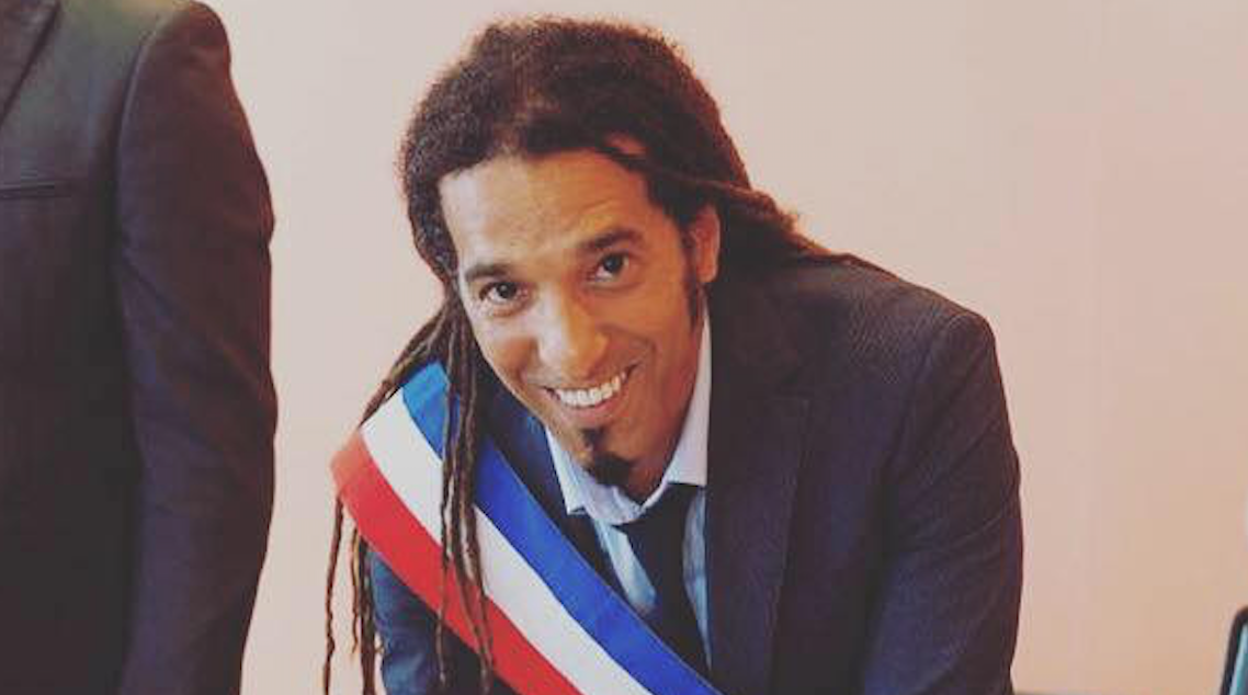 Municipales 2020: le candidat d&rsquo;origine antillaise Steevy Gustave, victime de tag raciste à son domicile à Brétigny sur Orge