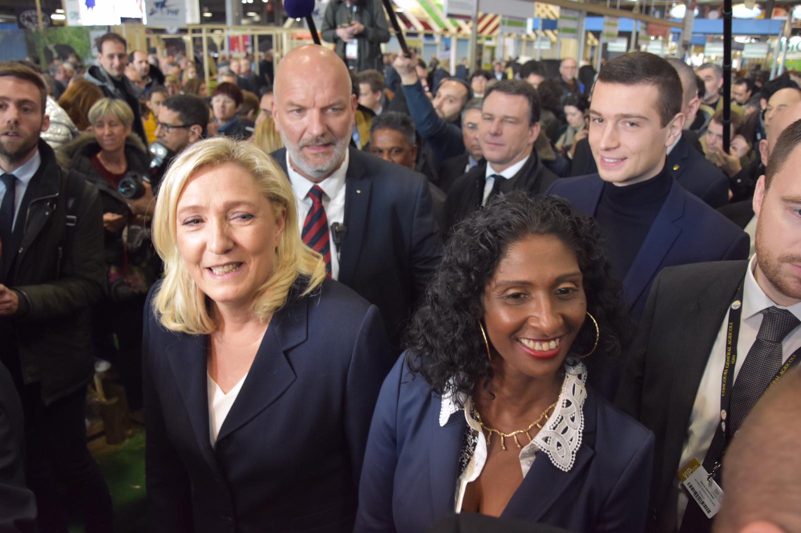 Salon international de l’Agriculture : Maxette Pirbakas et Marine Le Pen en visite aux Outre-mer
