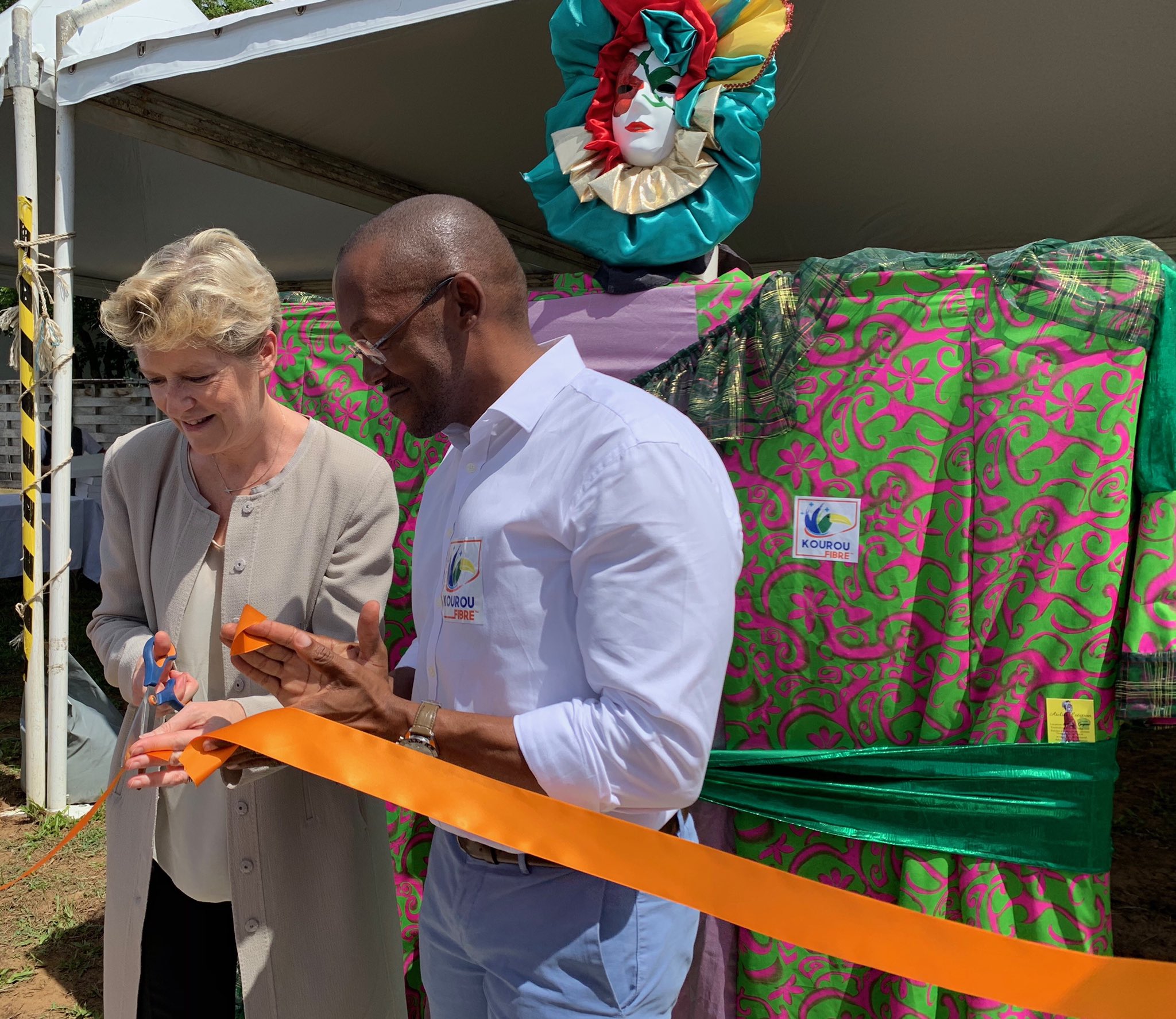 Numérique en Guyane : La première armoire de fibre optique installée dans la ville de Kourou