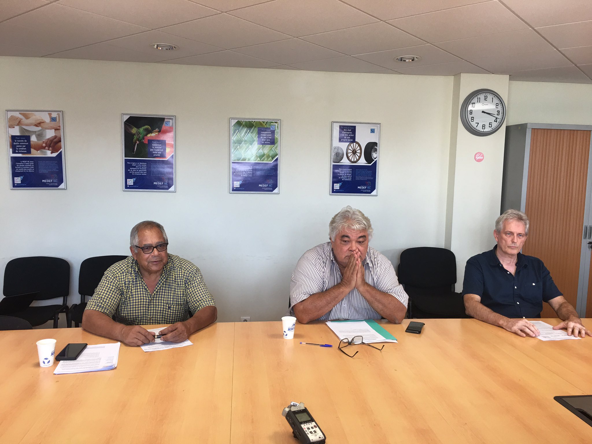 Nouvelle-Calédonie : les organisations patronales demandent 30 milliards de francs pacifique d&rsquo;aide à l&rsquo;Etat