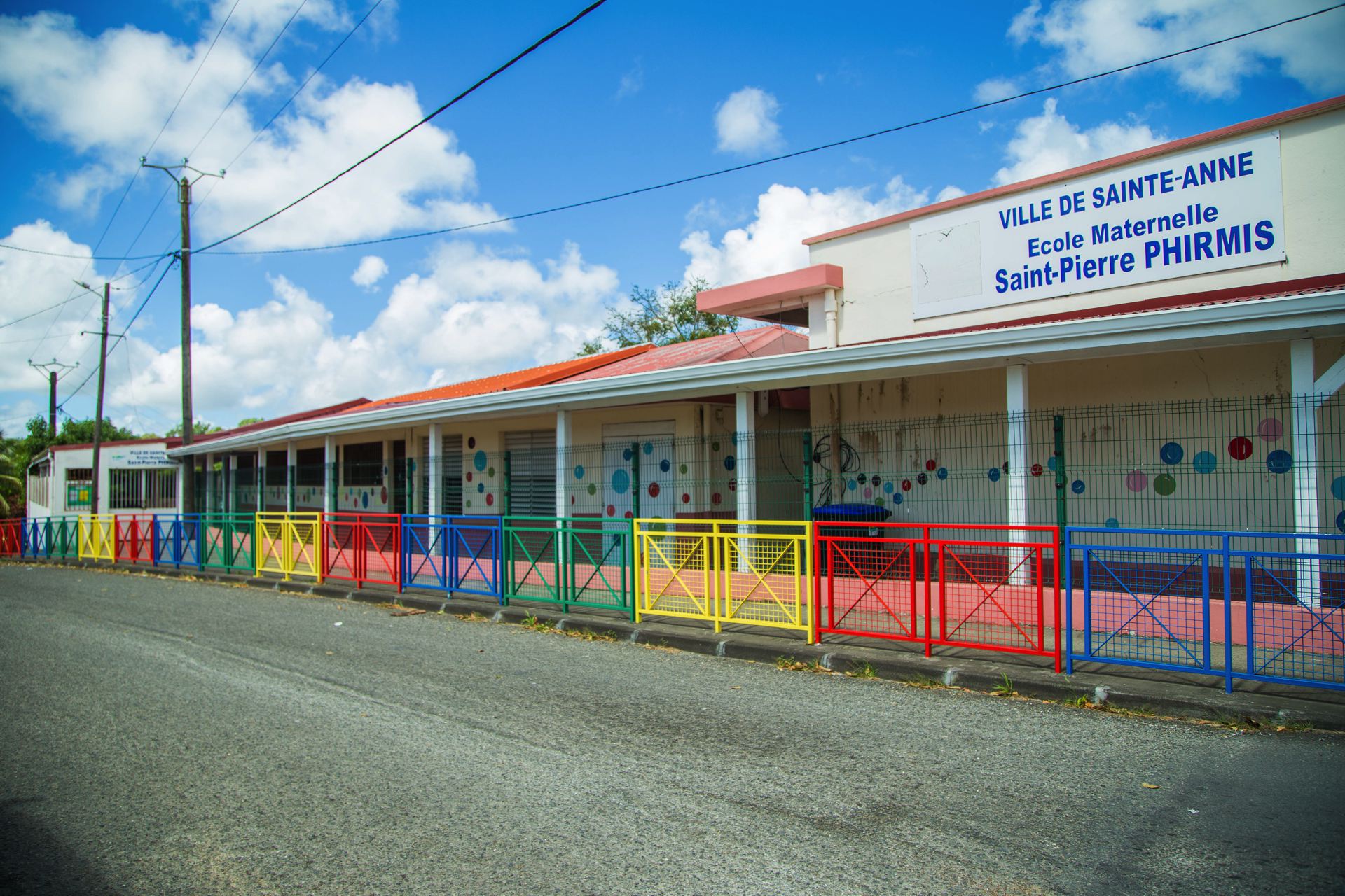 Déconfinement en Guadeloupe : Retour à l&rsquo;école très limité, accès aux plages en suspens