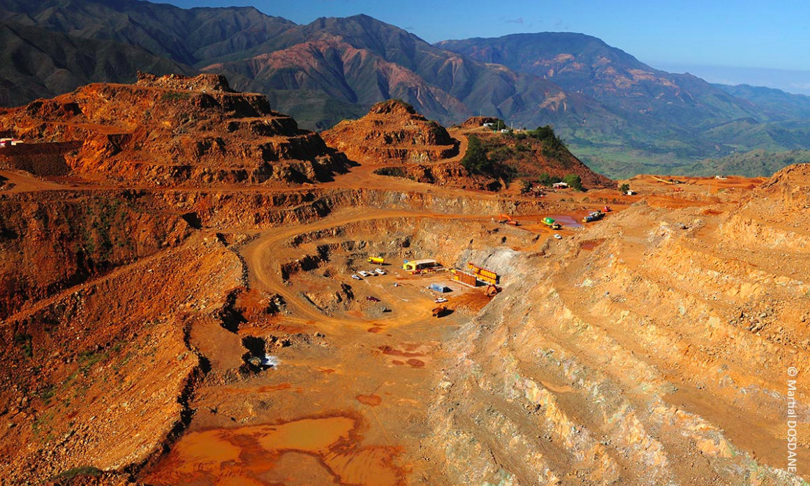 Nouvelle-Calédonie : Rejet du tribunal de la demande de la province Nord d&rsquo;interdire l&rsquo;exportation en Asie de minerai en basse teneur de la SLN