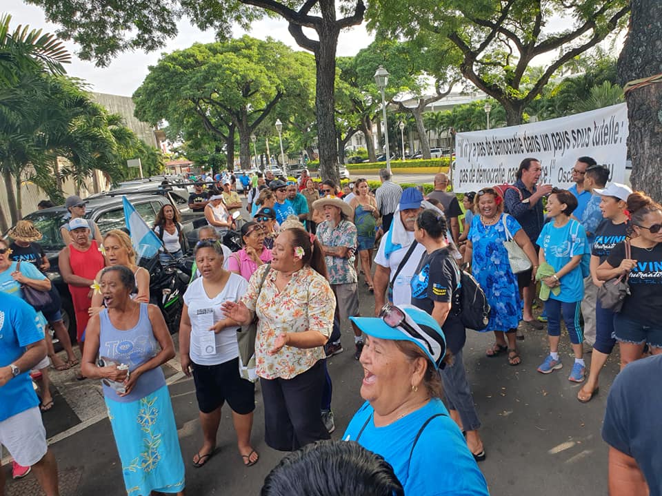 En Polynésie, la mobilisation autour d’Oscar Temaru ne faiblit pas et s’internationalise
