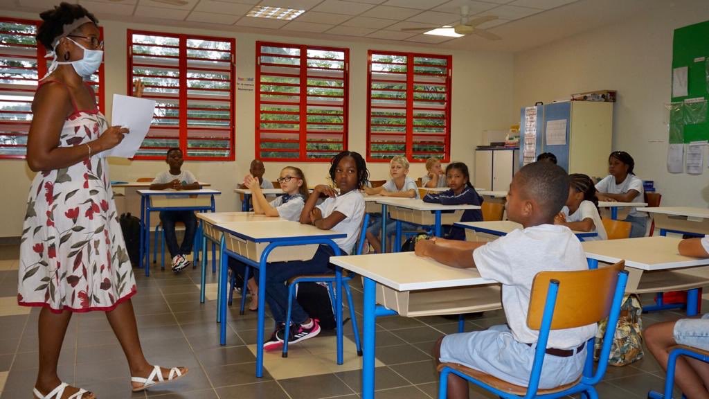 Guadeloupe: 40 écoles, 2 lycées et 1 collège fermés en raison de coupures d&rsquo;eau et de cas de  Covid-19