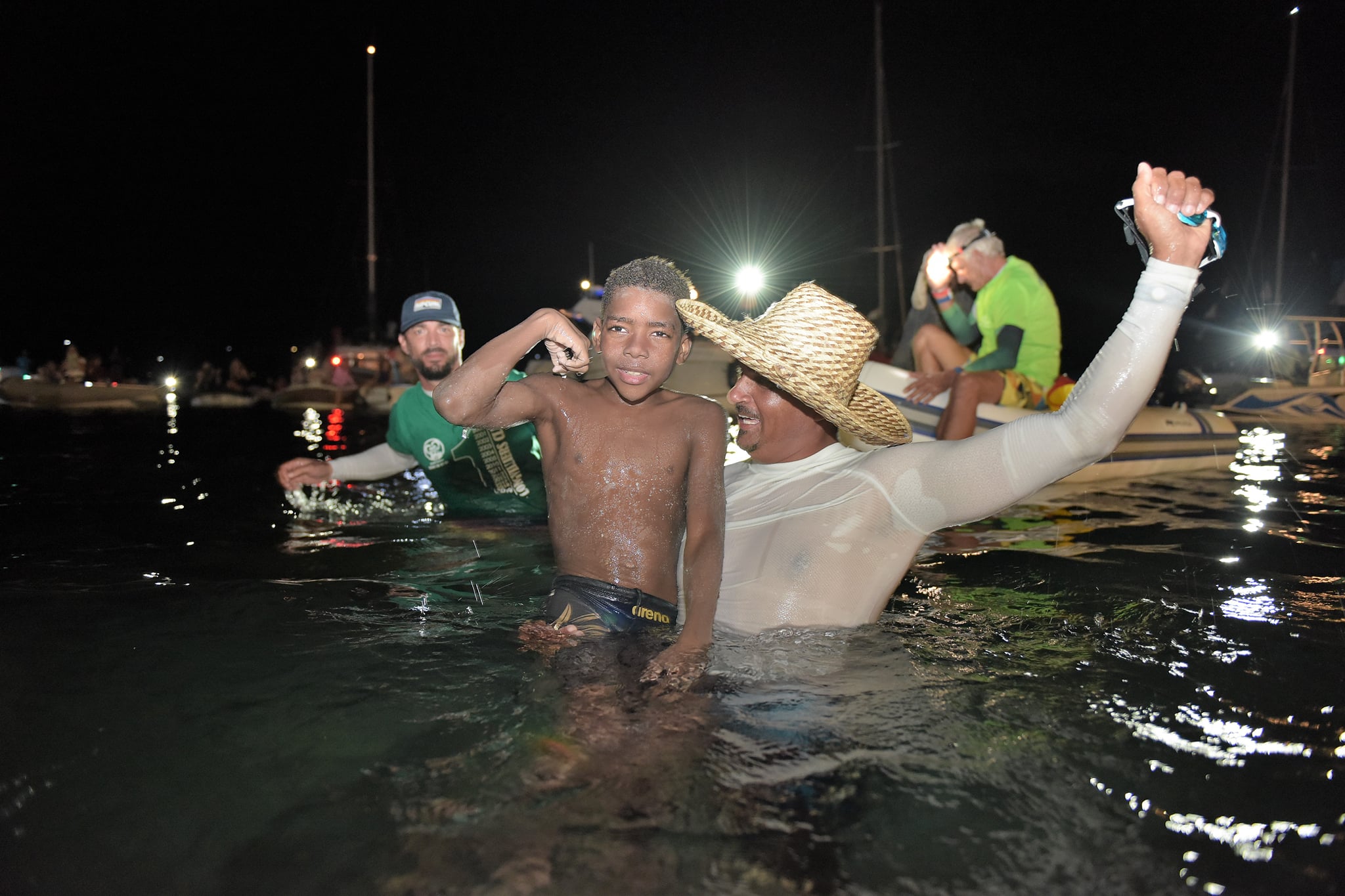 Martinique : Âgé de seulement 12 ans, Christophe Maleau effectue la traversée à la nage entre Sainte-Lucie et la Martinique